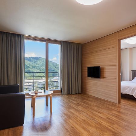 Phoenix Resort Пхёнчхан Экстерьер фото